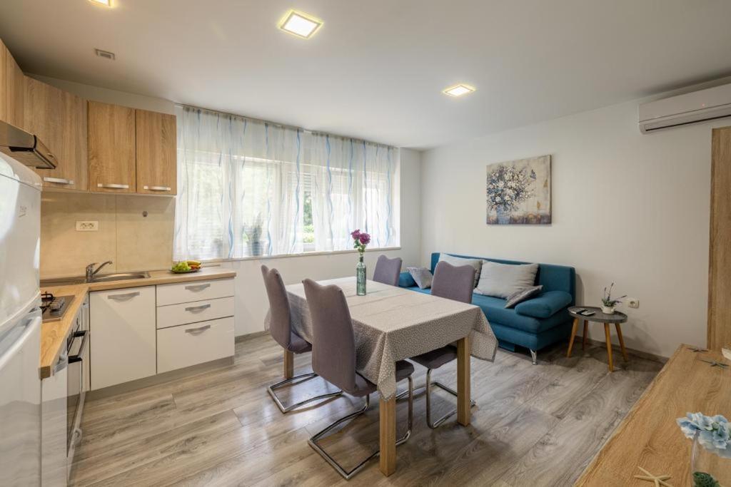 Central Apartment Josko - Combine Parking&Beach&Old Town سبليت المظهر الخارجي الصورة